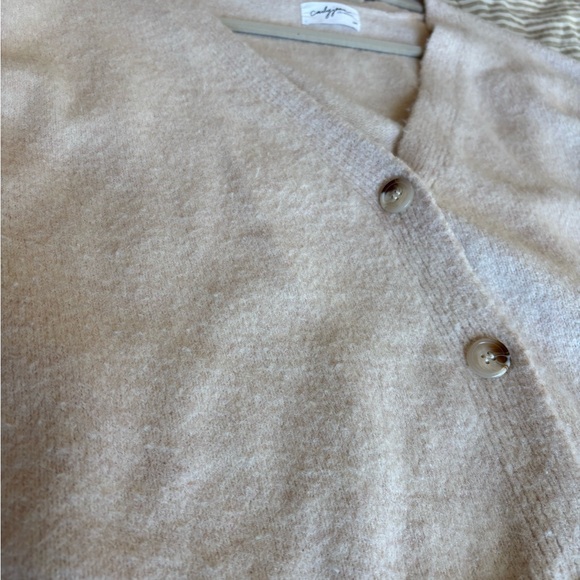 Cozy Beige Button-Up Women Sweater - Picture 4 of 4